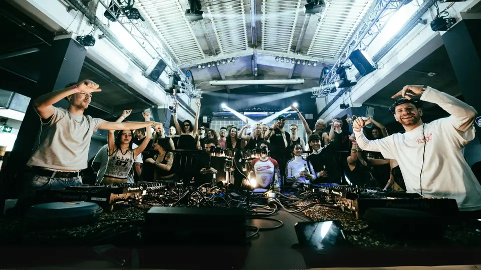 DJ SPORTSCHUH F2F BNZN